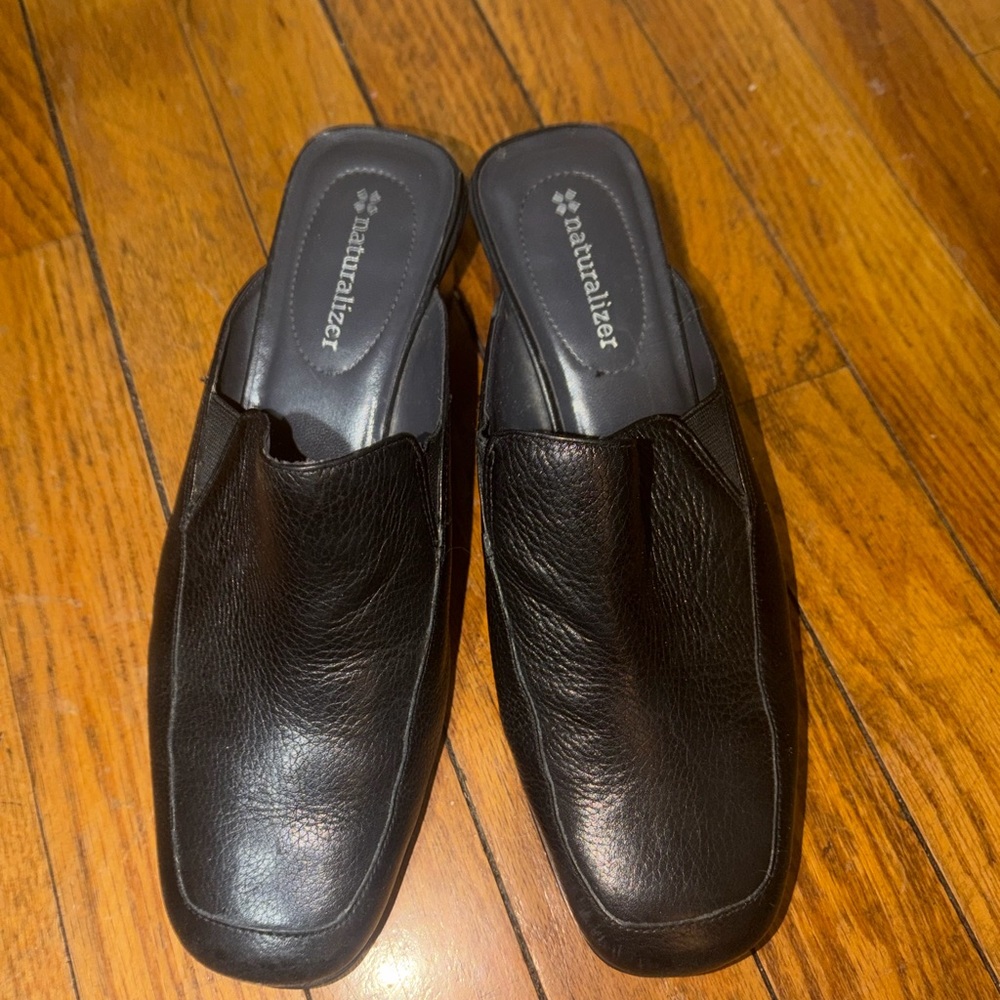 Leather Heeled Loafer